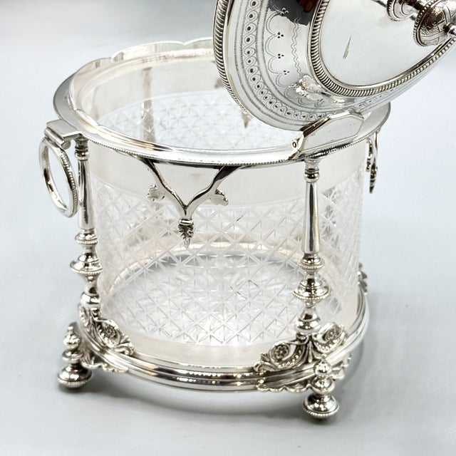 Antique Edwardian English Biscuit Barrel with Silver Plated and Cut Glass Liner, England, 1900 For Sale - Image 11 of 18