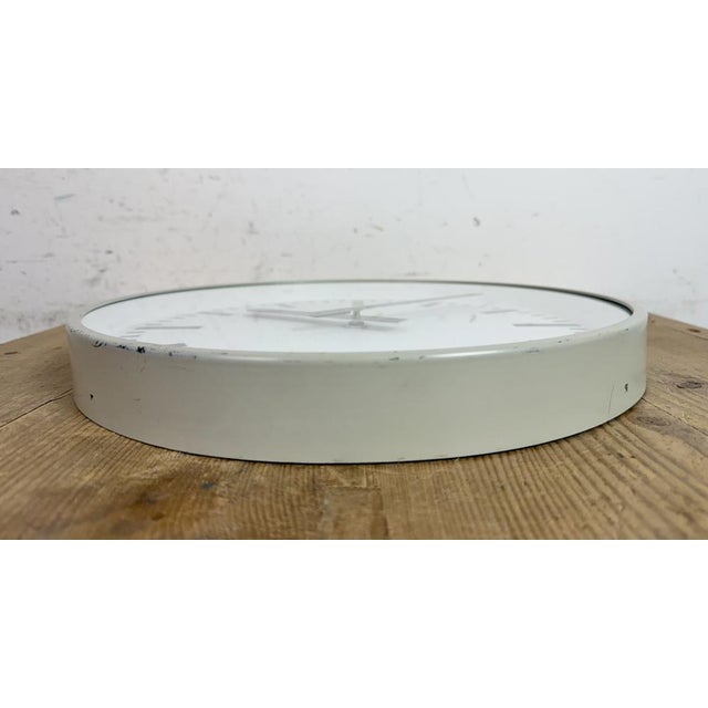 Vintage Industrial Factory Wall Clock from Siemens, 1970s For Sale - Image 9 of 18