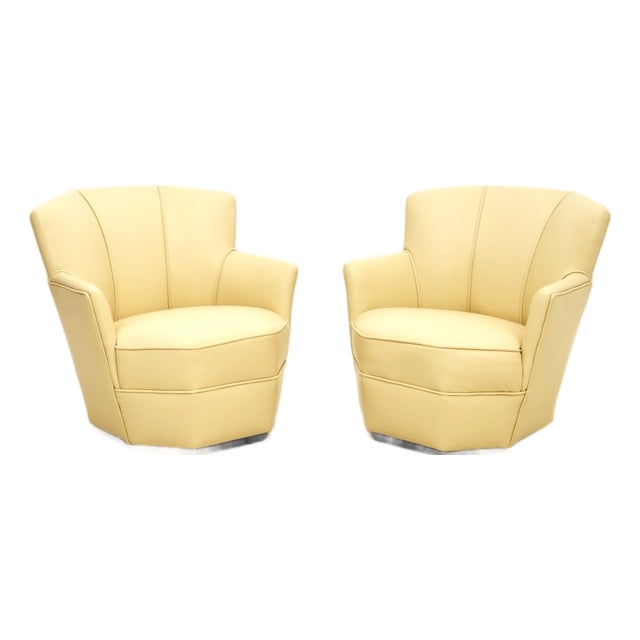 Vintage Art Deco Lounge Chairs in Leather, 1930, Set of 2 For Sale