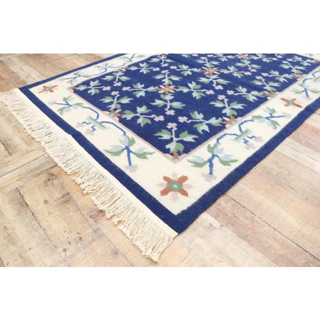 Vintage Floral Kilim Rug, 04'03 X 06'03 For Sale In Dallas - Image 6 of 9
