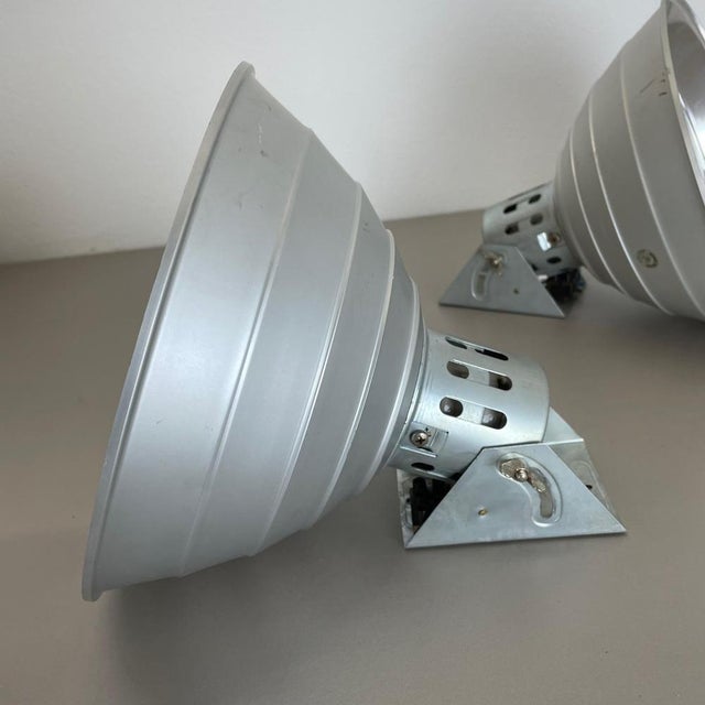Modernist No. 1 Fotostudio Lights from Zeiss Ikon, Germany, 1970s, Set of 2 For Sale - Image 11 of 15