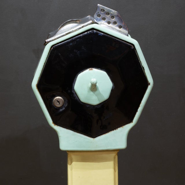 Early 20th Century Art Deco Ideal Weighing Machine Scale c.1929 For Sale - Image 5 of 10