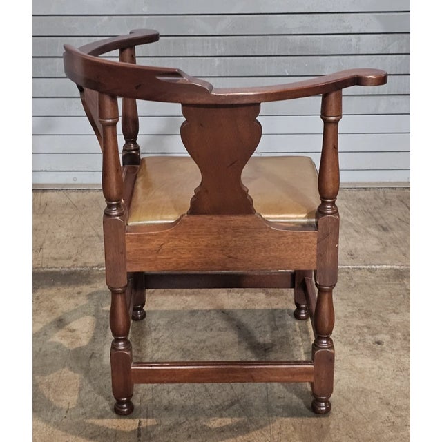 Late 20th Century Kittinger Colonial Williamsburg Mahogany Corner Chair Leather Seat Cw 136 For Sale - Image 10 of 10