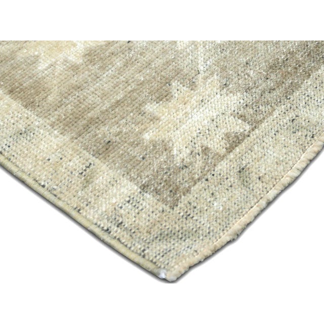 Traditional 1960s Turkish Oushak Rug For Sale - Image 3 of 7