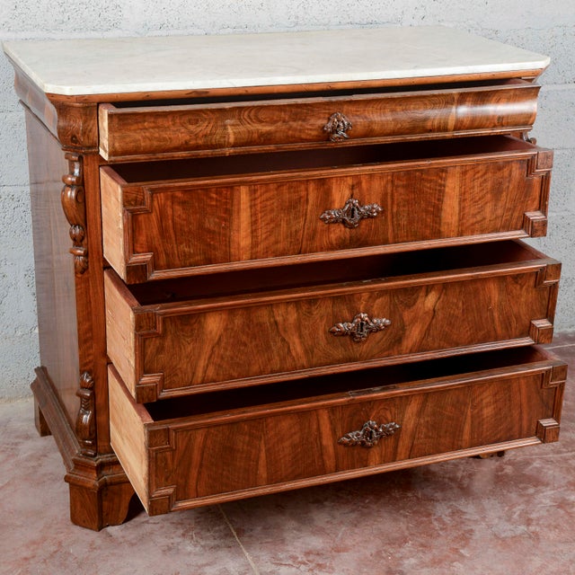 19th Century Antique Chest of Drawers in Carved White Marble, 1800s For Sale - Image 5 of 14