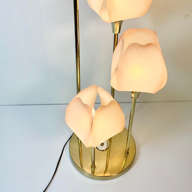1980s Vintage Hollywood Regency Art Nouveau Tulip Shade Table Lamp - 4 Lights For Sale - Image 4 of 10