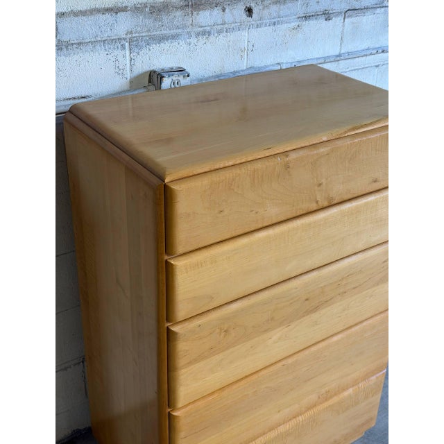 Heywood-Wakefield Heywood Wakefield Stardust Maple Tallboy Chest of Drawers Mid-Century Modern 1950s For Sale - Image 4 of 10