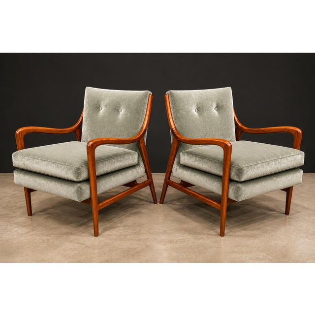 1950s Pair of Sculptural Armchairs by Giuseppe Scapinelli in Caviúna Wood & Mohair, Brazil, 1950s For Sale - Image 5 of 18