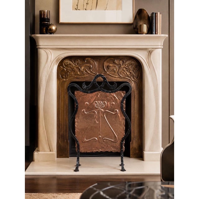 Copper Antique Art Nouveau Hammered Copper and Wrought Iron Fireplace Screen, 1890s For Sale - Image 8 of 11