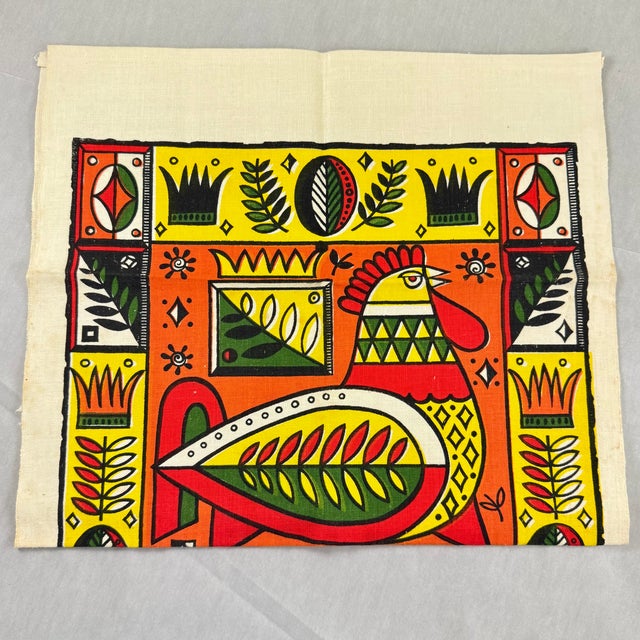 Mid-Century Era Georges Briard Rooster Print Silkscreened Linen Tea Towel For Sale In Philadelphia - Image 6 of 13