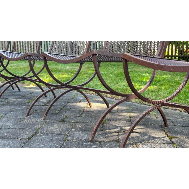 Brown Mid-Century Bob Anderson Wrought Iron Mesh Patio Chairs - 5 Pieces, Attributed For Sale - Image 8 of 16
