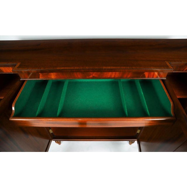 Vintage Sideboard in Flame Mahogany by William Tillman, 1980s For Sale - Image 14 of 18