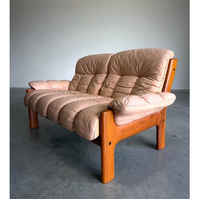 Ekornes ASA Ekornes Montana Leather Loveseat For Sale - Image 4 of 11