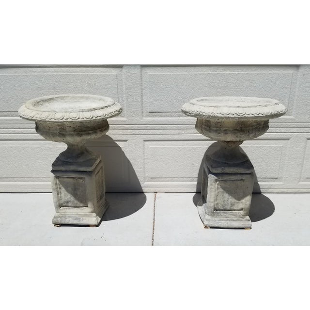 Pair of Vintage 1960s Cast Stone Garden Urns with Pedestals – Neoclassical Style Add timeless elegance to your garden,...