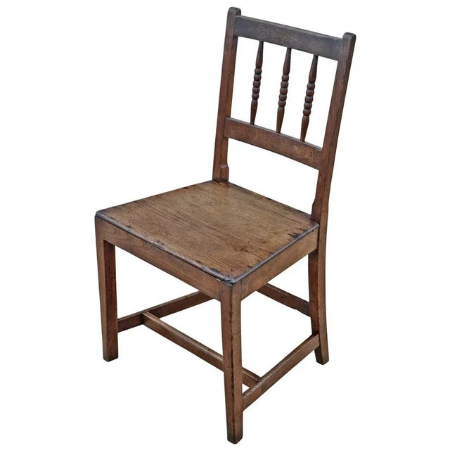 Antique 18th Century Set of Four Oak Dining Chairs – Fine Quality Kitchen Seating A rare decorative find, ideal for a...