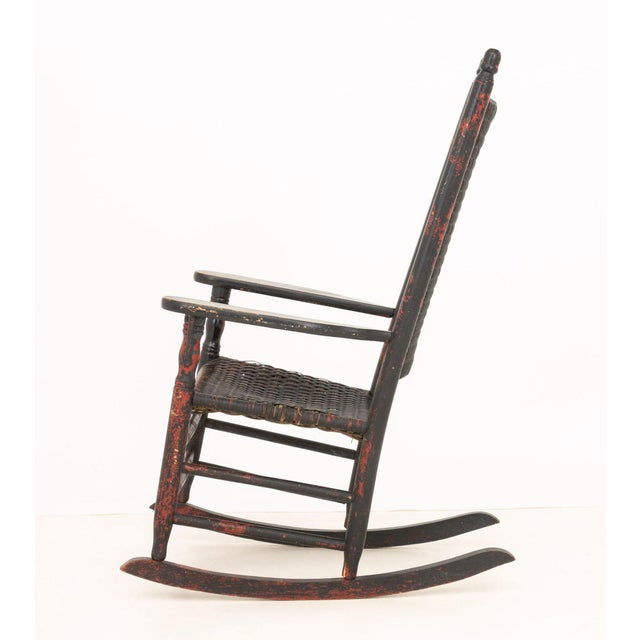 American Rustic Woven Rush Rocking Chair For Sale In New York - Image 6 of 7