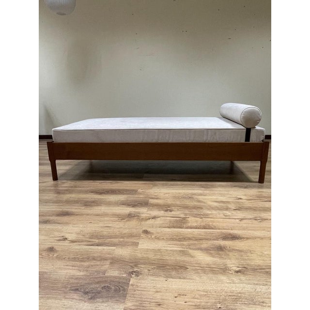 Daybed in Teak, Italy, 1960s For Sale - Image 13 of 18