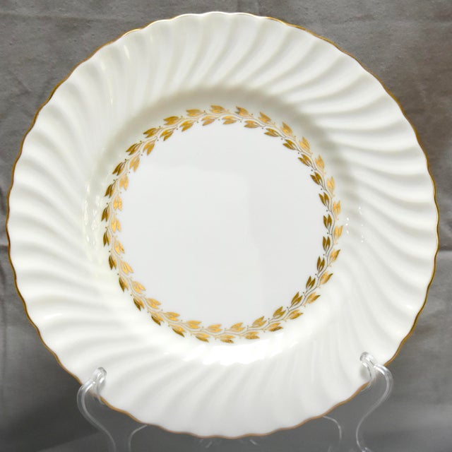 1950s Midcentury Minton Bone China Dinner Service for 12 Settings, 67 Pieces For Sale In Los Angeles - Image 6 of 8
