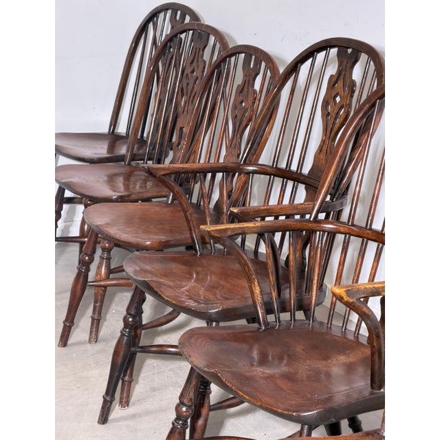 Antique Windsor Chairs in Wood, Set of 8 For Sale - Image 3 of 10