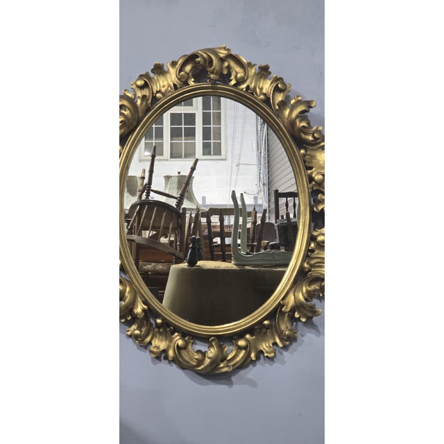 1910s Large Deep Carved Oval Gilt Mirror, 1910 For Sale - Image 5 of 14