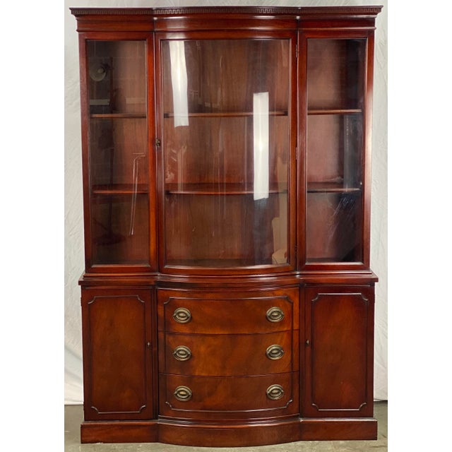 Vintage Drexel Curved Glass Mahogany Georgian Style China Display Cabinet Chairish