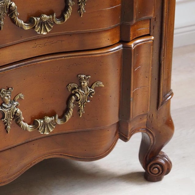Louis XV Chest of Drawers with Arbalète Front For Sale - Image 11 of 18