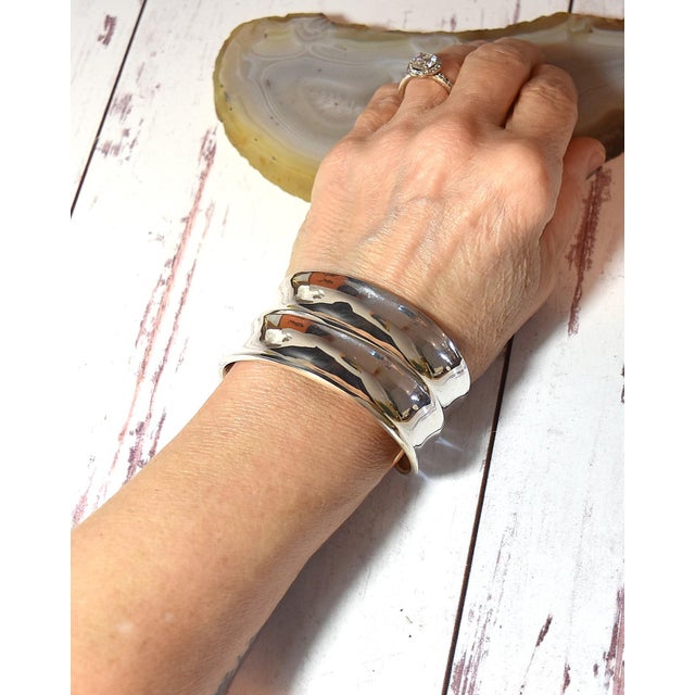 Vintage Mod Style Wide Sterling Silver Cuff Bracelet For Sale - Image 12 of 17