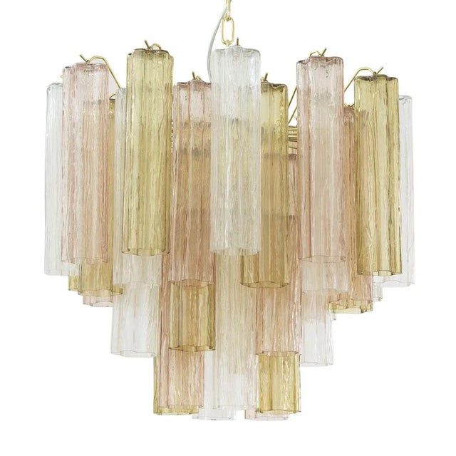 A great classic of italian vintage design and at the same time a magnificent contemporary glass chandelier in murano mid-...
