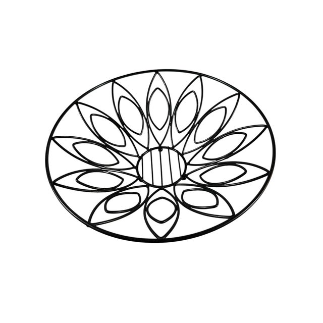 1960s Mid-Century Modern Metal Wire Fruit Bowl in Black For Sale - Image 9 of 9