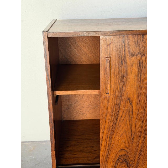 Vintage Danish Rosewood Cabinet With Sliding Doors – MCM Storage Credenza For Sale In Los Angeles - Image 6 of 10