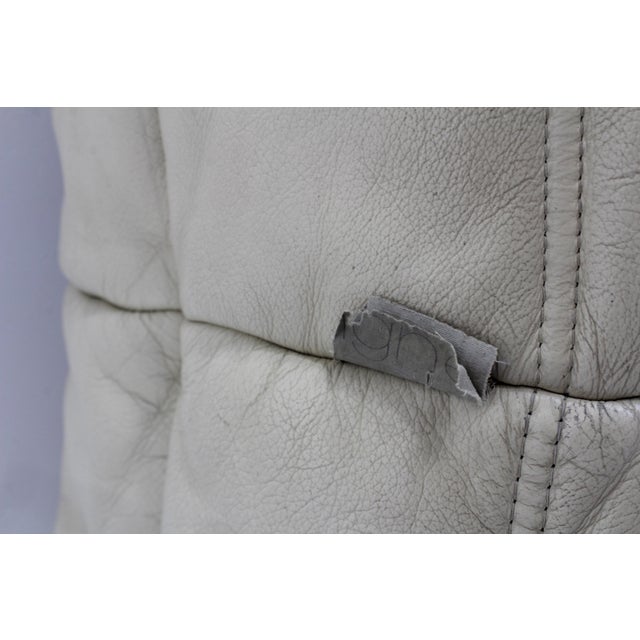 Vintage Togo Ottoman in Beige Leather by Michel Ducaroy for Ligne Roset, 1990s For Sale - Image 10 of 11