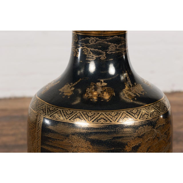 Black Lacquer and Gold Leaf Underlay Chinese Altar Vase with Scalloped Top For Sale - Image 9 of 13