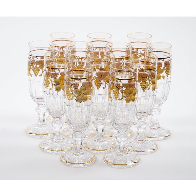 Traditional Val Saint Lambert Set of 12 Gilt Gold-Decorated Tableware Flute Service For Sale - Image 3 of 14