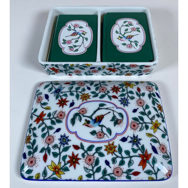 Early 20th Century French Limoges Hand-Painted Porcelain Jewelry Box for Neiman Marcus, Circa 1940 For Sale - Image 5 of 7