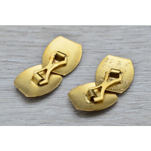 Early 21st Century Gentlemen's Yellow Gold Art Deco Cuff Links, 2 Pieces For Sale - Image 5 of 5