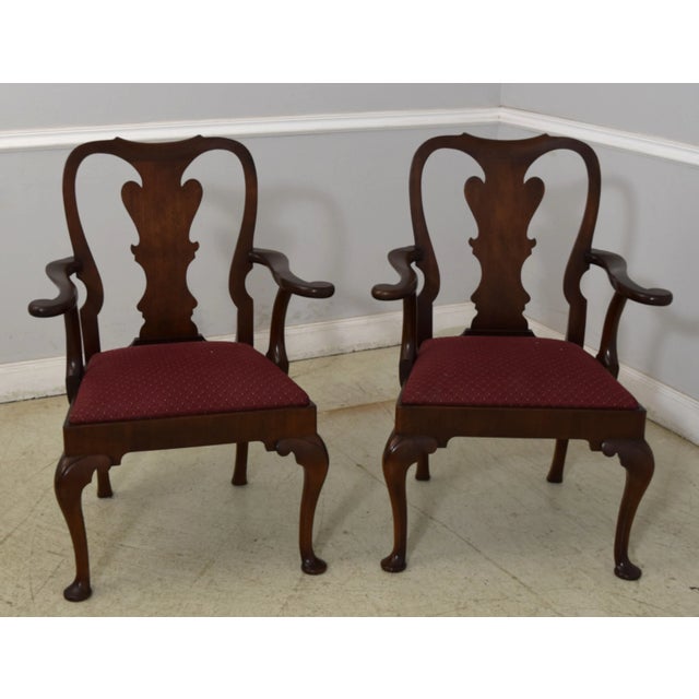 Age: C.1988 Details: National Trust Finish High Quality Construction Queen Anne Legs & Pad Feet Traditional Style Offered...