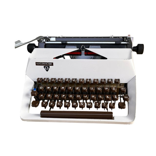 Łucznik 1303 Typewriter – Poland, 1970s, Functional, Very Good Condition For Sale - Image 12 of 15