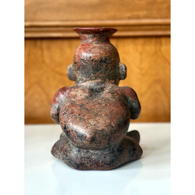 15th Century & Earlier Ceramic Pre-Columbian Colima Hunchback Figure Vessel For Sale - Image 5 of 12