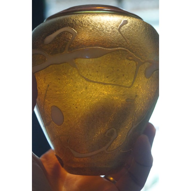 Gold Late 1900s Robert Held Art Glass Iridescent Vase For Sale - Image 8 of 9