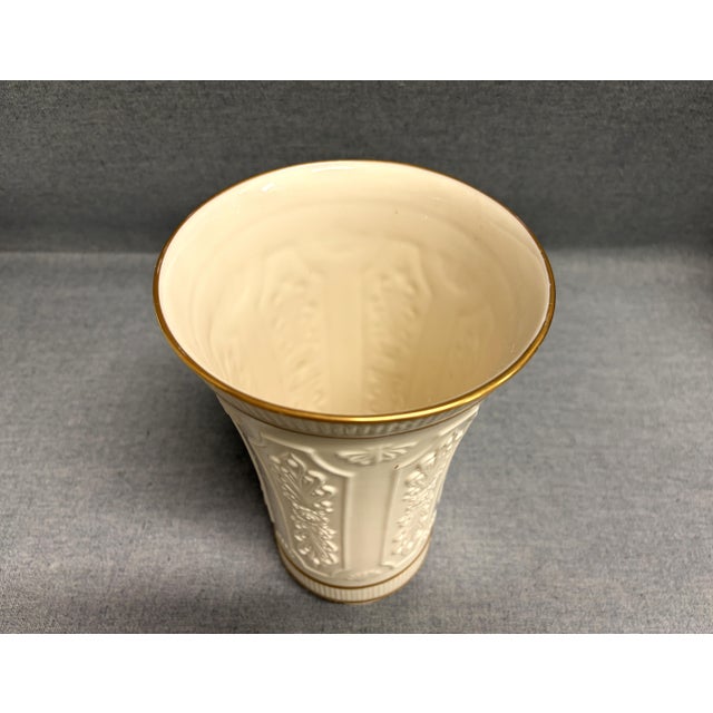 Traditional Lenox Versailles Footed Vase With Gold Trim For Sale - Image 3 of 7