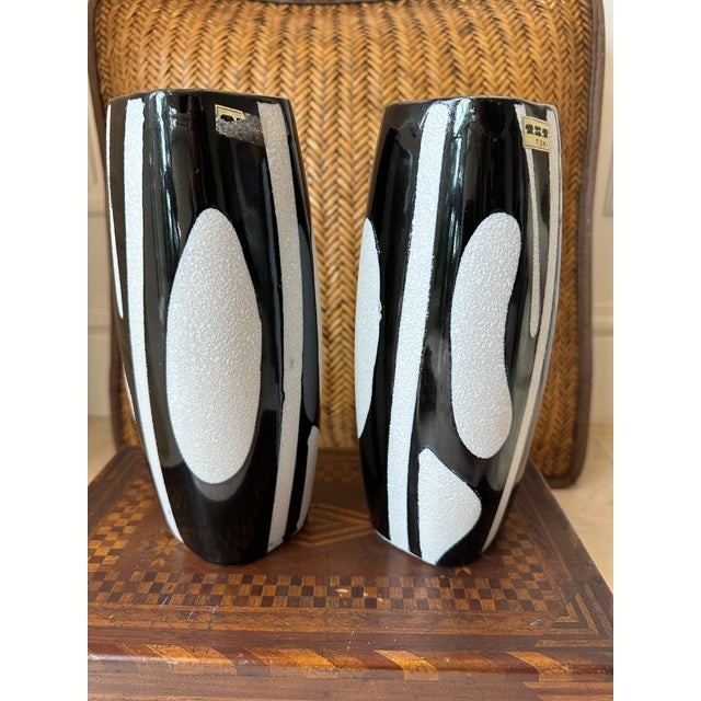 1970s Vintage Modernist Black and White Ceramic Vases, Made in Japan - A Pair For Sale - Image 5 of 11