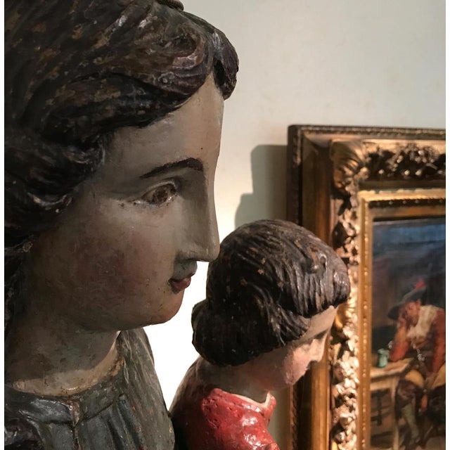 18th Century Polychrome Limewood Statue of H.Maria and Child Jezus For Sale - Image 13 of 14
