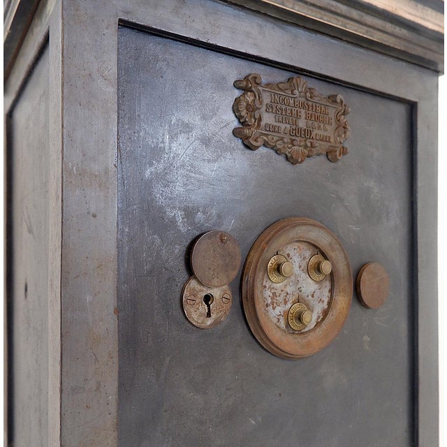 1970s Vintage Safe in Brass and Steel, 1970s For Sale - Image 5 of 16