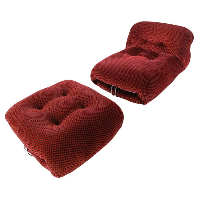 Set of Soriana Lounge Chair with Ottoman attributed to Afra & Tobia Scarpa for Cassina, 1970s For Sale