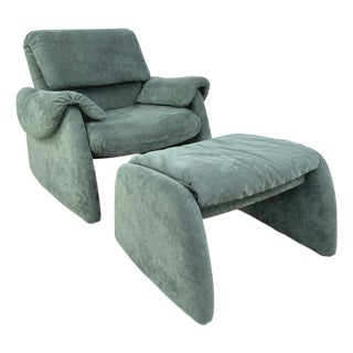 Vico Magistretti Style Sculptural Italian Modern Lounge Chair and Ottoman For Sale