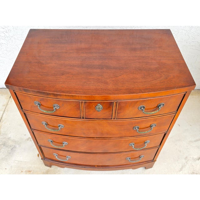 Vintage Century Furniture Georgian Bowfront Chest of Drawers For Sale In Miami - Image 6 of 14
