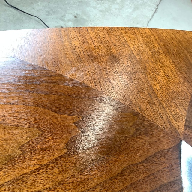 John Stuart Inc. Walnut Two-Tier End Table — Enamel Inlay Top, Splayed Legs, 1960s For Sale - Image 11 of 12