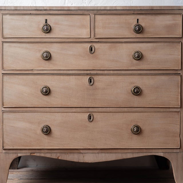 Early 19th Century George III Mahogany Chest of Drawers, c.1810 For Sale - Image 5 of 18