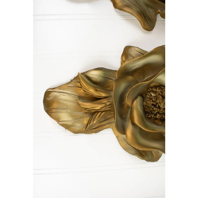Sculpture Materials Mid-Century Gold & White Delicate Floral Chalkware, Plasterware - a Pair For Sale - Image 7 of 12