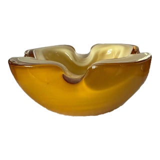 1970s Italian Murano Art Glass Tri-Color Sommerso Bowl by Alfredo Barbini Unmarked For Sale